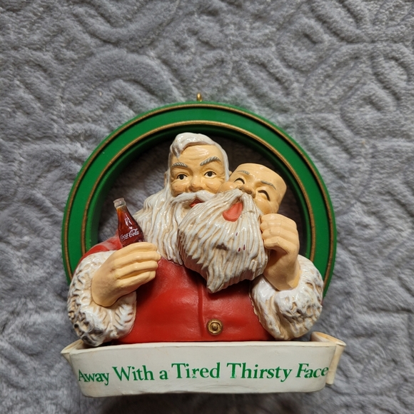 🎅Vintage 1993 COCA-COLA Santa Christmas Ornament - Picture 5 of 11